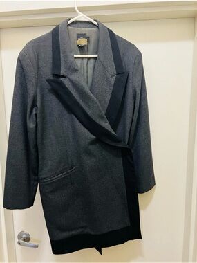 Sara Sturgeon Women's Gray Blazer Coat with Black Contrast Trim